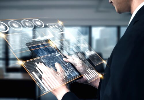 Inteligența artificială poate face 81 de ani de muncă în 30 de ore