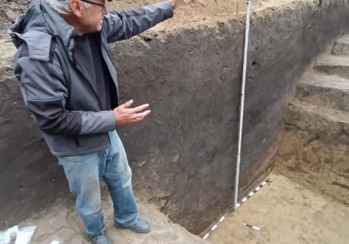 Cercetări arheologice la intersecția Valului lui Traian de Sus și așezarea de tip Sântana de Mureș-Cerneahov