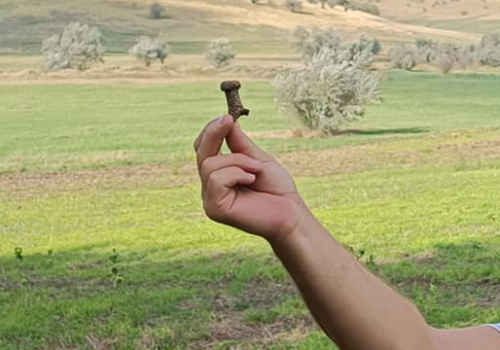 Descoperire Inedită la Ecaterinovca: O Pipă de Lut din Secolul XVIII, Mărturie a unei Seliști Tătărești Dispărute