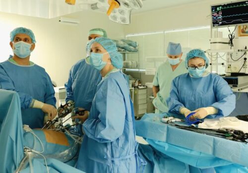 VIDEO// Premieră în medicina din R. Moldova. A fost efectuată esofagoplastie prin abord miniminvaziv