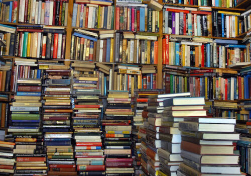 Donație impresionantă: 100.000 de cărți din România au ajuns în Republica Moldova