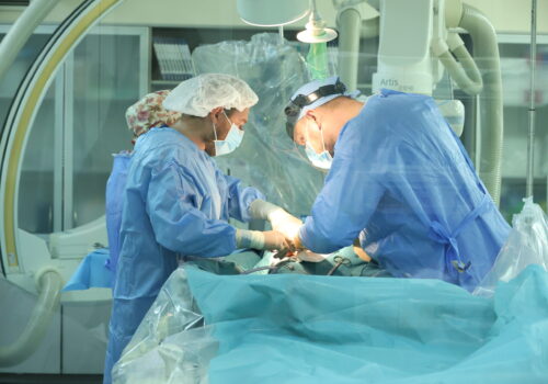 FOTO// Trei moldoveni cu boli grave de inimă au primit a doua șansă la viață