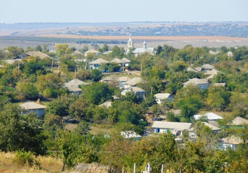 Peste 900 de proiecte de infrastructură realizate cu succes prin Programul „Satul European”