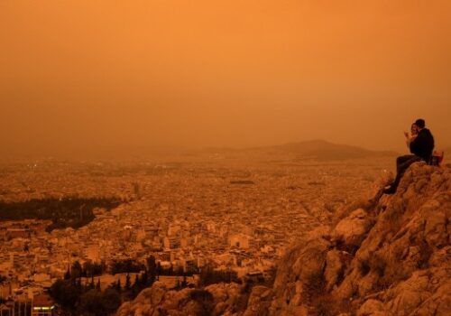 HARTA// Un  nor de praf din Asia ar putea ajunge în Republica Moldova