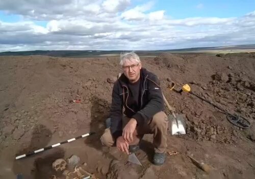 VIDEO // Descoperire remarcabilă la Ordășei: Mormânt dublu sarmațian din sec. II d. Hr.