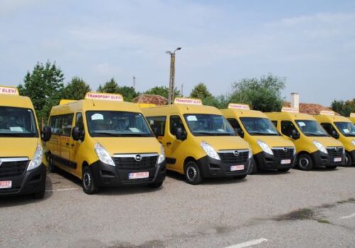 20 de microbuze școlare procurate cu suportul României au ajuns la Chișinău