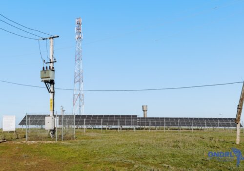 Modernizare la Bușila: Parcul Fotovoltaic și Iluminatul Stradal Eco Revoluționează Viața a 1.600 de Locuitori