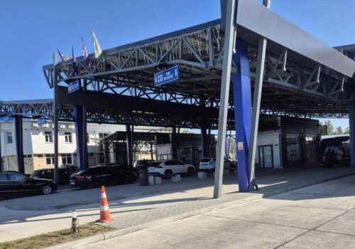 Aglomerație la ieșirea din Republica Moldova prin punctul de trecere PTF Sculeni