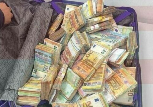 VIDEO// Bărbatul reținut la vama Sculeni cu peste jumătate de milion de euro, achitat; PCCOCS va contesta decizia magistraților