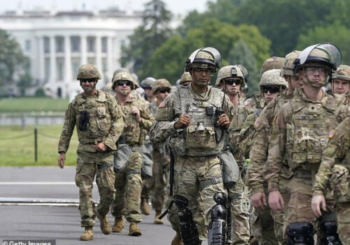 Garda Națională activată în statul Washington pentru prevenirea violențelor în timpul alegerilor