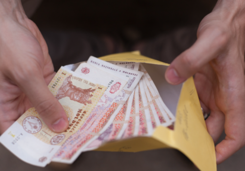 Peste 6 milioane de lei, amenzi aplicate alegătorilor corupți