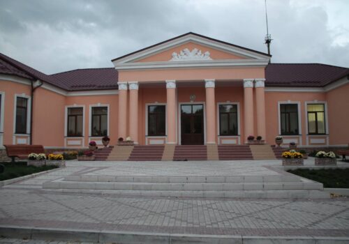 Primăria municipiului Strășeni convoacă Consiliul municipal pentru aprobarea bugetului pe anul 2025 și alte proiecte majore