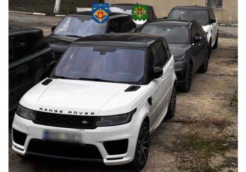 AUTOMOBILE ÎN VALOARE DE 7 MILIOANE DE LEI, ADUSE ILEGAL ÎN MOLDOVA, CONFISCATE ÎN URMA DESCINDERILOR ÎN 6 RAIOANE