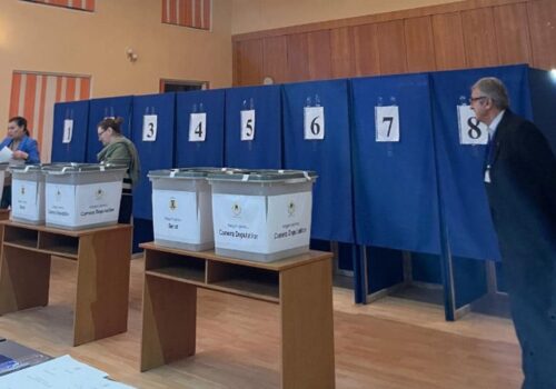 Românii din Republica Moldova au ales: USR în top cu peste 54% din voturi