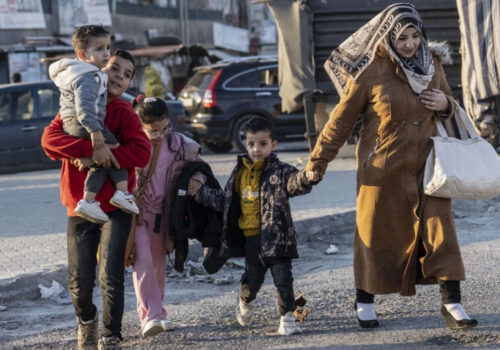 AUSTRIA ATENȚIONEAZĂ REFUGIAȚII SIRIENI SĂ SE PREGĂTEASCĂ PENTRU REPATRIERE