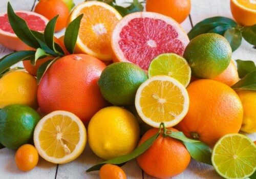 ATENȚIE LA CITRICE! COAJA NU ESTE RECOMANDATĂ CONSUMULUI UMAN. ANSA VINE CU RECOMANDĂRI