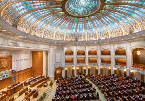 NOUL PARLAMENT AL ROMÂNIEI SE ÎNTRUNEȘTE PE 20 DECEMBRIE ÎN PRIMA ȘEDINȚĂ