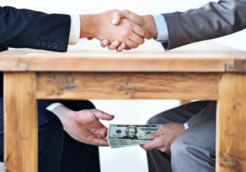 Voturi vândute, amenzi de 9 milioane de lei pentru cei implicați