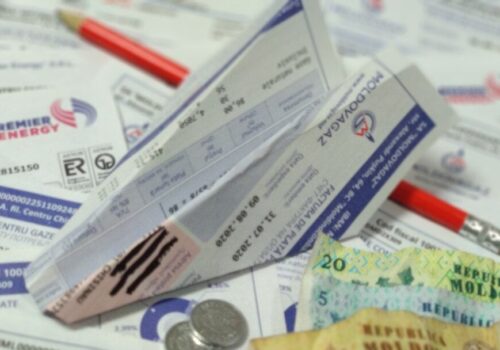 Circa 70.000 de solicitanți, declarați neeligibili pentru compensațiile la energie