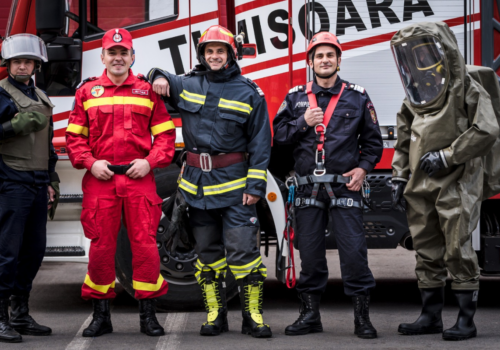 POMPIERII, MOBILIZARE EXEMPLARĂ: 6.300 DE INTERVENȚII ÎN PATRU ZILE