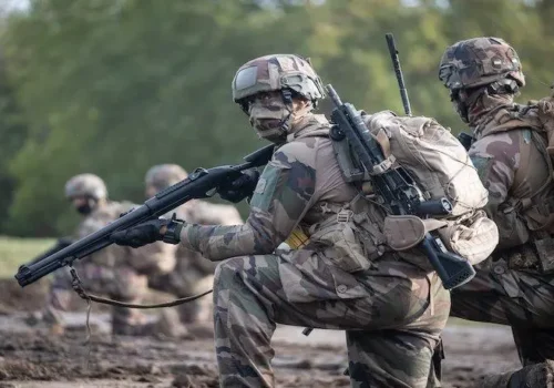 FRANȚA, EXERCIȚII SECRETE PENTRU INTERVENȚIE ÎN UCRAINA