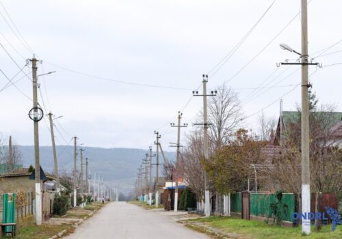 COMUNA LINGURA ILUMINATĂ ȘI MODERNIZATĂ PRIN PROIECTELE PROGRAMULUI „SATUL EUROPEAN”