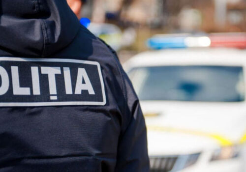 CAHUL: UN POLIȚIST AR FI FOST LOVIT CU PUMNII ȘI PICIOARELE DE UN BĂRBAT BEAT