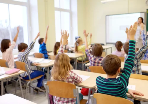 PROIECT PILOT: 40 DE ȘCOLI DIN MOLDOVA VOR UTILIZA PLATFORMA LANGLY PENTRU PREDAREA LIMBII ENGLEZE