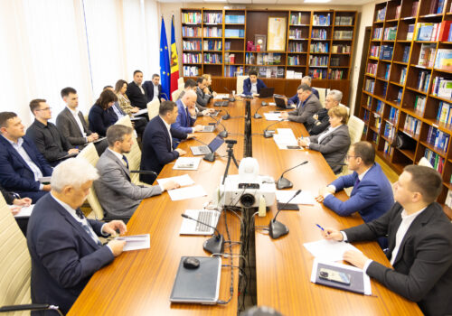 LISTA DATORNICILOR VA FI PUBLICATĂ PE PLATFORMA MCONNECT