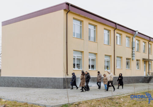 GRĂDINIȚA DIN ȚIGĂNEȘTI A PRIMIT UN ACOPERIȘ NOU PRIN PROGRAMUL „SATUL EUROPEAN”