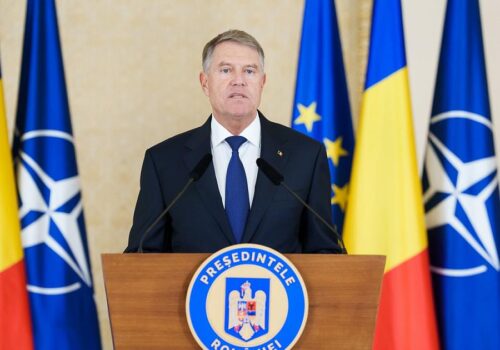 KLAUS IOHANNIS A DEMISIONAT DIN FUNCȚIA DE PREȘEDINTE AL ROMÂNIEI. CINE PREIA INTERIMATUL ȘI CE URMEAZĂ?